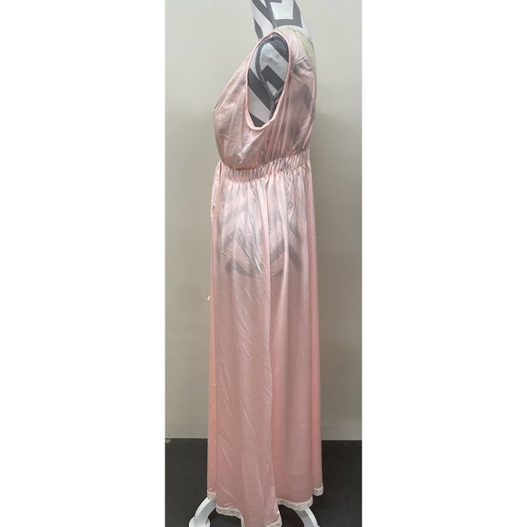 Vintage Miss Elaine Long Nylon Nightgown Peach & Lace no Size FS Bnfts Charity - Picture 4 of 10